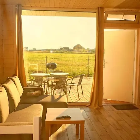 Holiday home In Mit Garten, Terrasse Und Grill